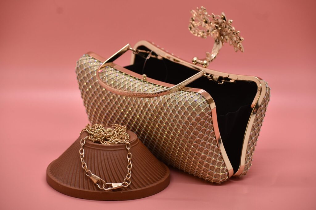 Best clutch bags manufacturers and suppliers near me